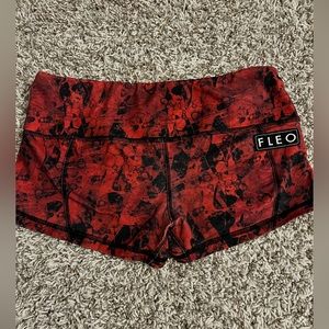 Fleo single lined shorts